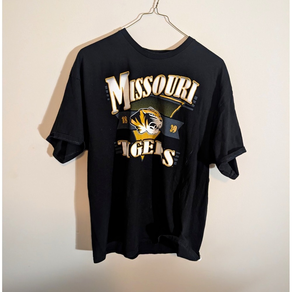 Majestic Missouri Tigers Section 101 Graphic T-Shirt Black Mens 2XL